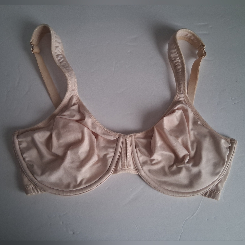 Liz Claiborne Soft Cream Bra Underwire Size 36DD 8401 Pre-owned
